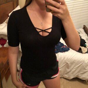 Ambiance Crisscross ribbed Black short sleeve flowy top 1x